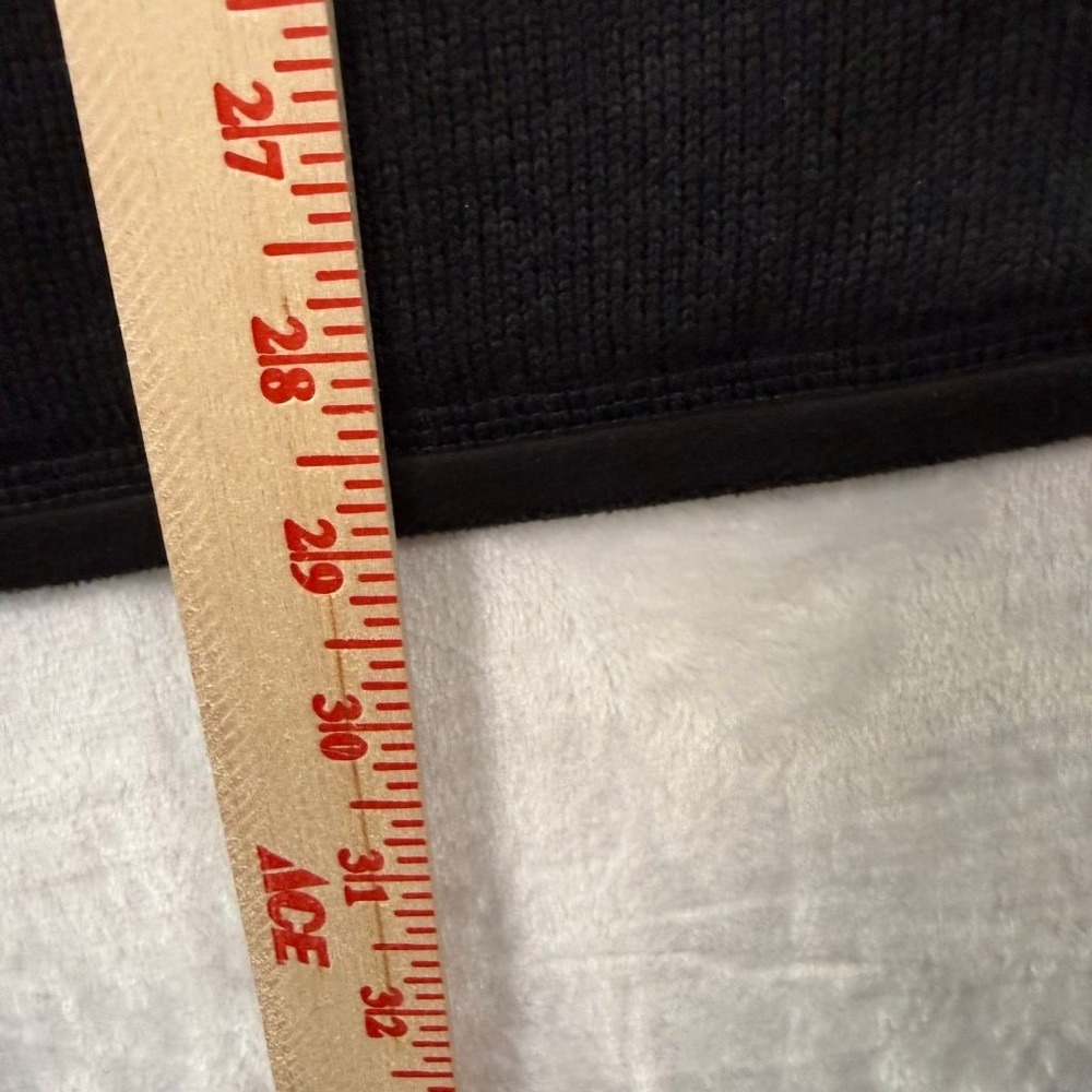 Patagonia Mens XL Better Sweater Fleece Vest Black Full Zip Emb. Logo on Back - Picture 7 of 8